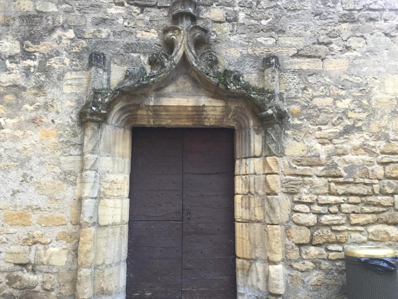 Le Home Belvès Kültér fotó